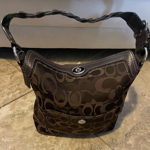 Vintage Coach purse in EXCELLENT condition - Picture 4 of 4